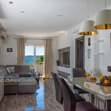 Deluxe Apartment Bellacosta Kaštela Exterior foto