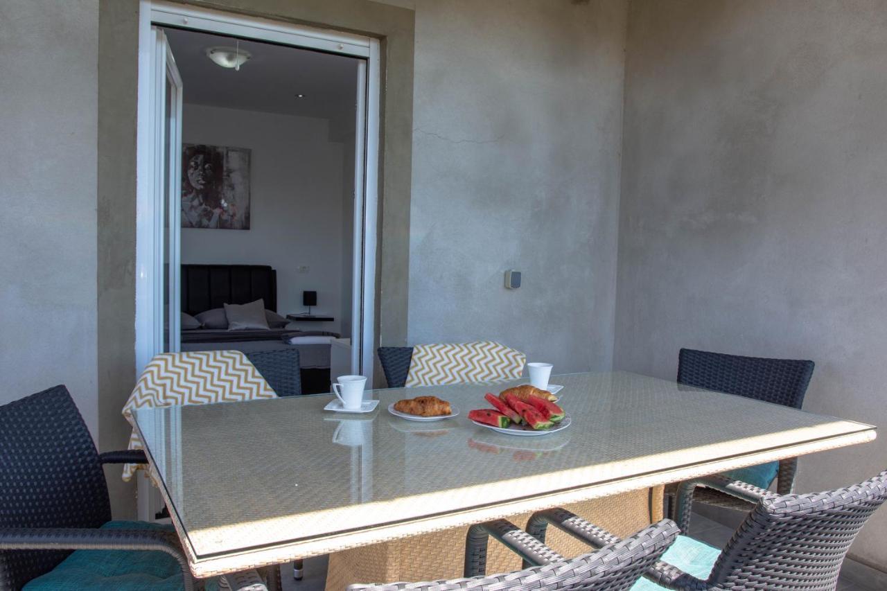 Deluxe Apartment Bellacosta Kaštela Exterior foto